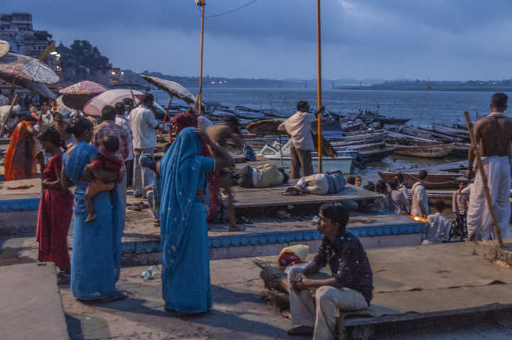 05 - India - Varanasi - rio Ganges - amanecer